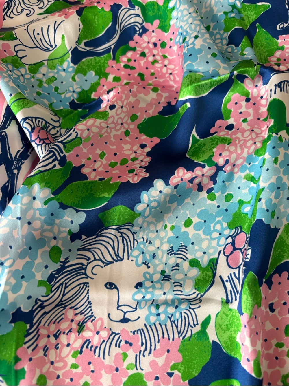 Lilly Pulitzer NWB Scarf and Brooch - Picture 4 of 8